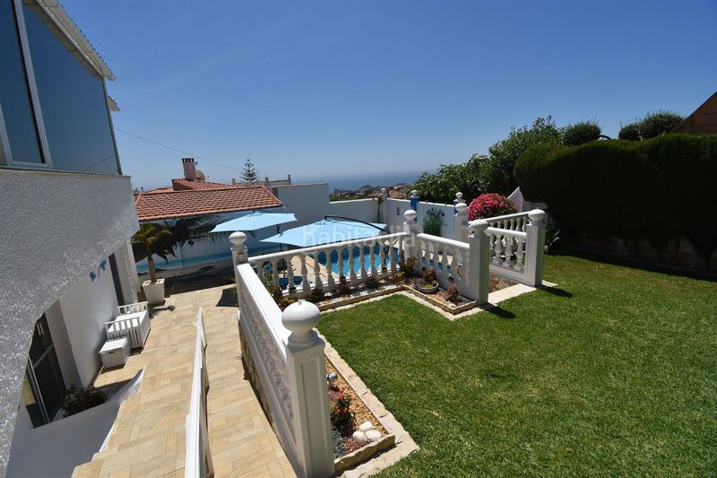 Foto c2dd7540-715d-42d0-91b1-6ea91e47ee6b. Casa con parcheggio in Centro Benalmádena