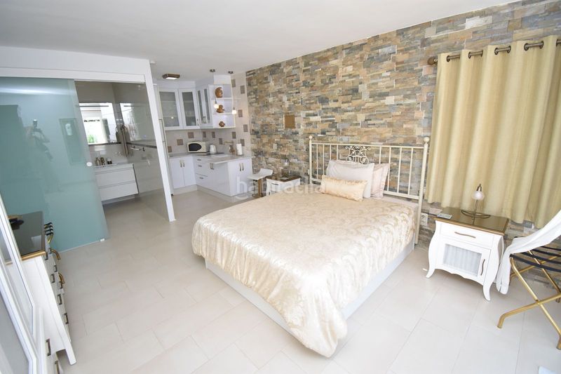 Foto d9181fae-2279-48ce-95a8-86ea84b9fb80. Casa con parcheggio in Centro Benalmádena