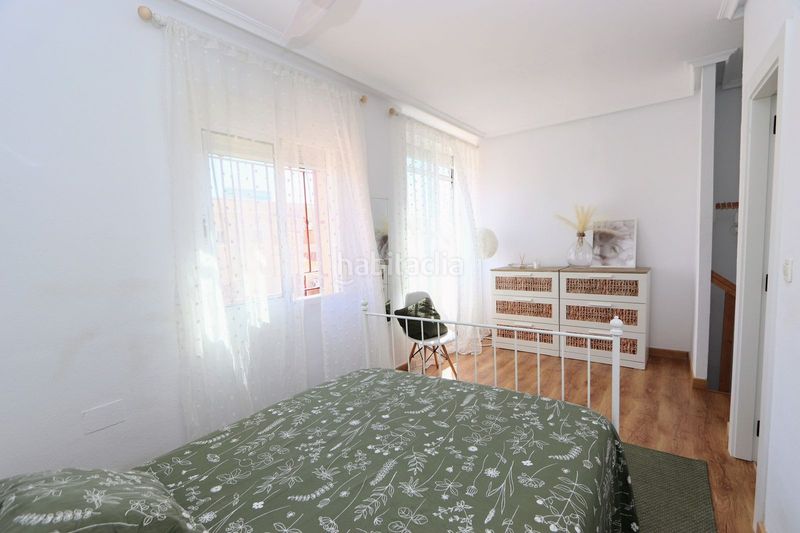 Foto 2a292ebf-32b6-40e0-82b3-3e4c8f6d4558. Casa amb aparcament piscina a El Molino Torrevieja