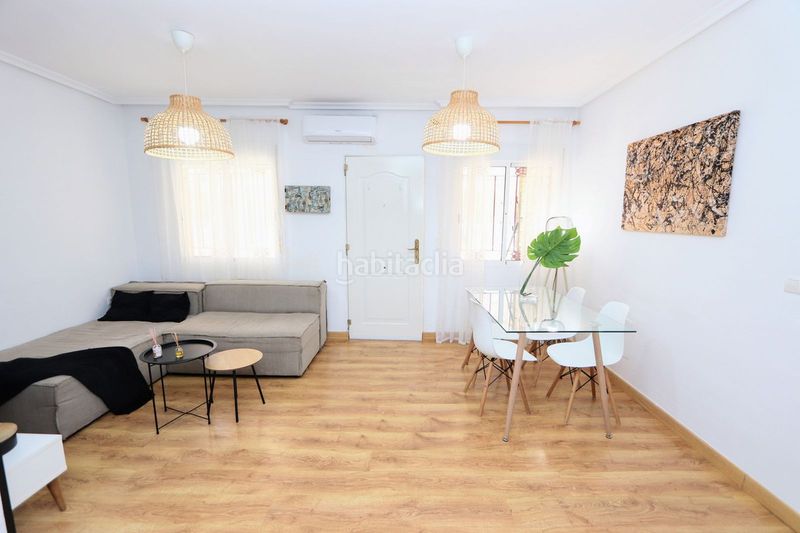 Foto a8852e36-c375-4189-861d-3ea2e3789bc4. Casa amb aparcament piscina a El Molino Torrevieja
