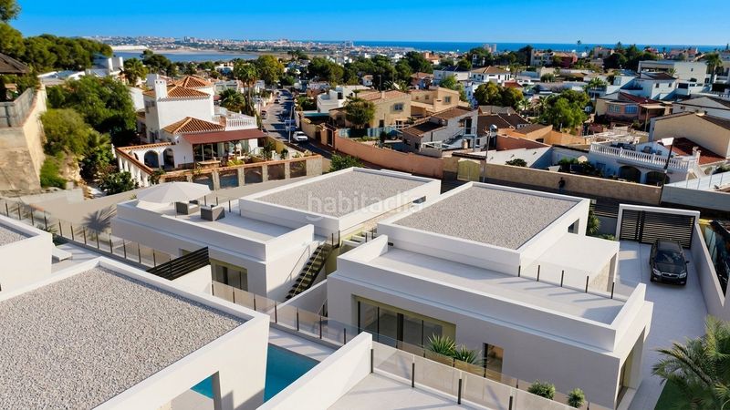 Foto c85be7a0-cf85-4ba7-8bfc-24e68e35eab0. Casa amb piscina a El Molino Torrevieja