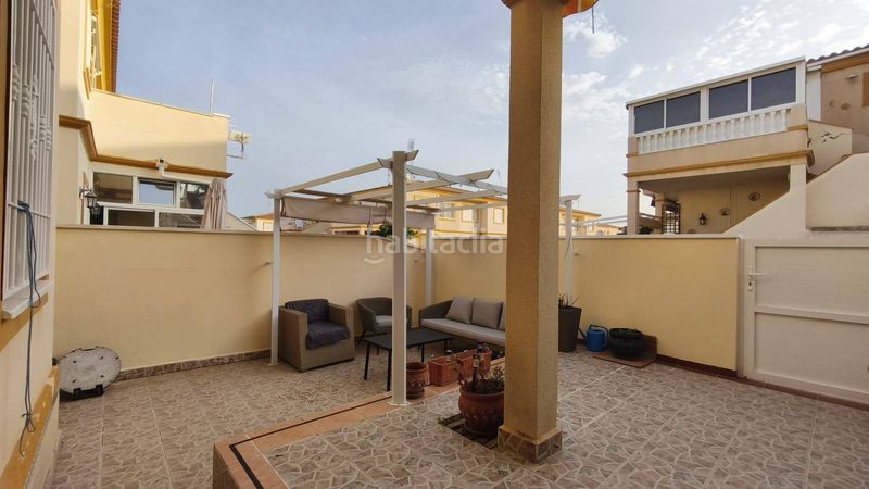 Foto d0a1e0f9-a378-44fa-a8f2-4473ea513257. Casa a Playa Flamenca Orihuela