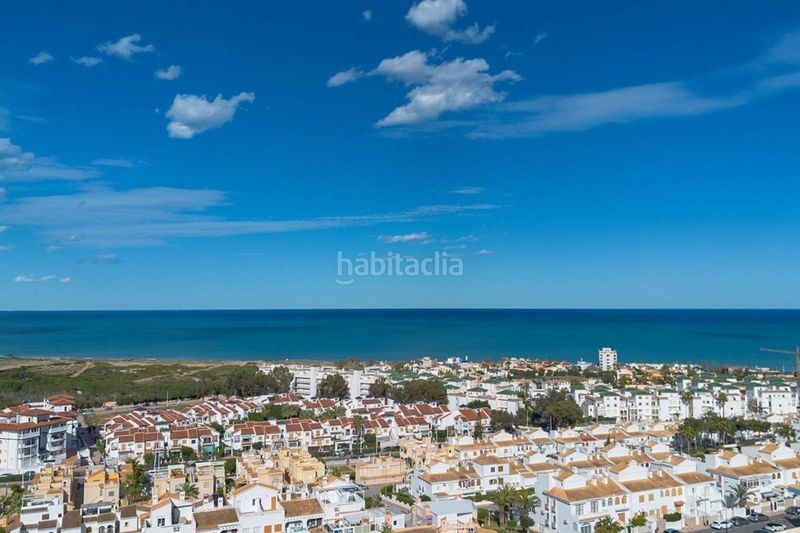 Foto 9cd8d441-1b9d-45a9-b631-90e6a66fa4fd. Casa a Torreblanca Torrevieja