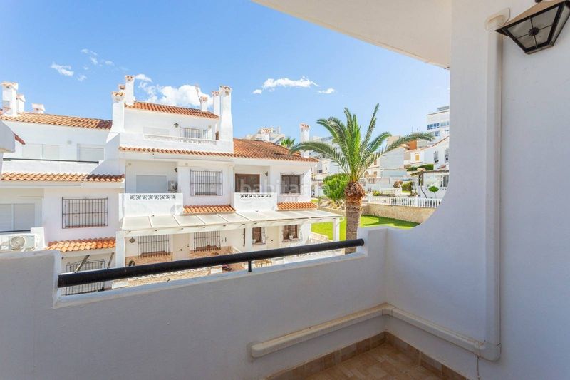 Foto a2741d49-abd5-4289-b1b8-546d28f83930. Casa a Torreblanca Torrevieja