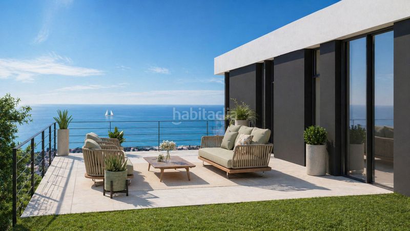 Foto 2bd8f543-4373-4c74-ac67-3436dd20dbb5. Casa amb aparcament a Santangelo Benalmádena