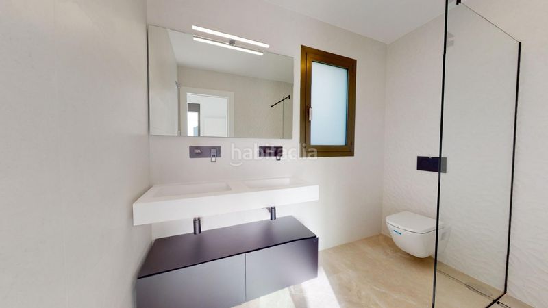 Foto c10dd803-ede1-406f-b365-804d78d72b44. Casa amb piscina a Centro Alcázares (Los)