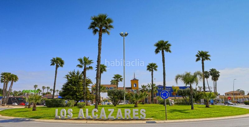 Foto fdb86918-c64c-4442-a372-73c078317674. Casa amb piscina a Centro Alcázares (Los)