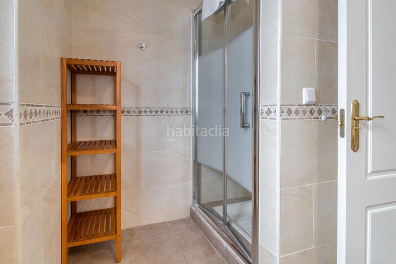 Foto b7cdb7c2-bda0-449b-a2dd-eeecc09195d9. Pis amb aparcament a Rojales