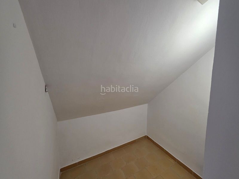 Foto 6c9ae8cf-abe9-4e8c-923c-05ba9f5de621. Casa amb aparcament piscina a Los Boliches Fuengirola