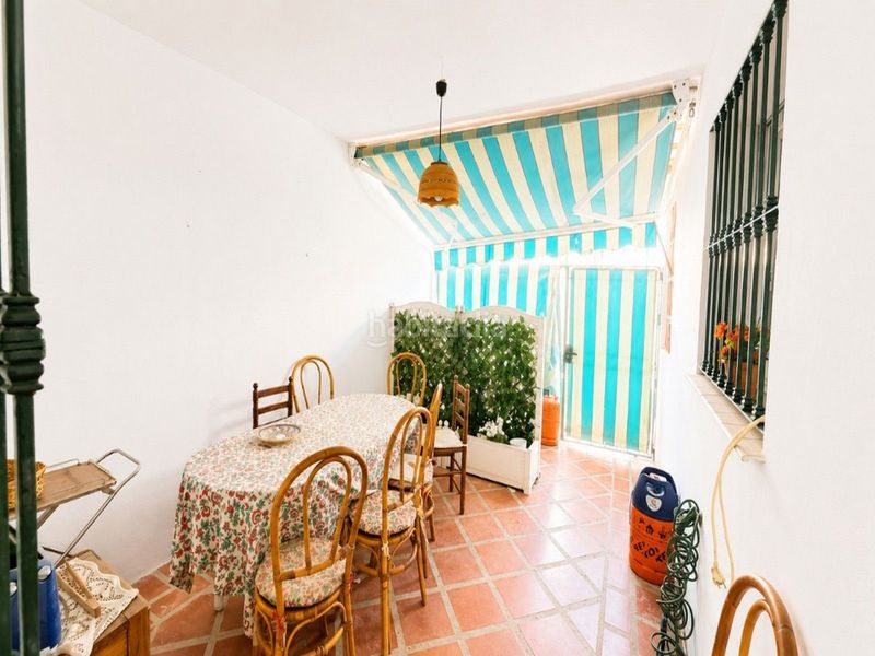 Foto 946300d9-3cd4-4a40-a545-1df9fd9d2901. Casa amb aparcament piscina a Los Boliches Fuengirola