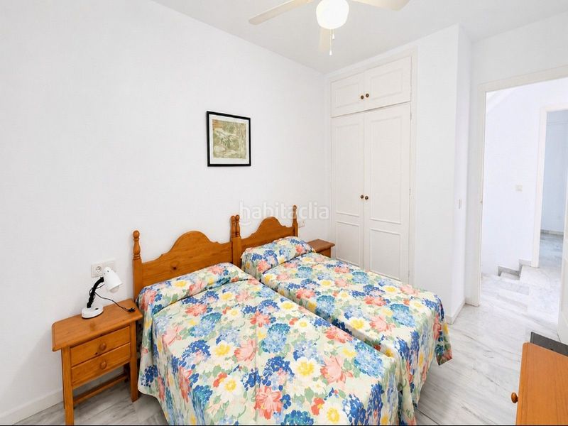 Foto f371e684-6f8a-4abd-8636-cb8899f9ea41. Casa amb aparcament piscina a Los Boliches Fuengirola