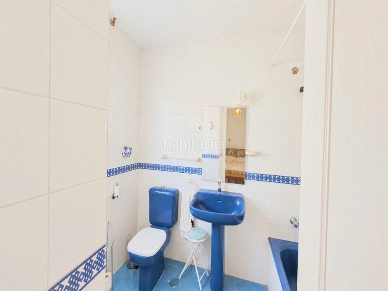 Foto 0676dcea-f3a9-4def-8712-c1c82522376e. Casa amb aparcament piscina a Los Boliches Fuengirola