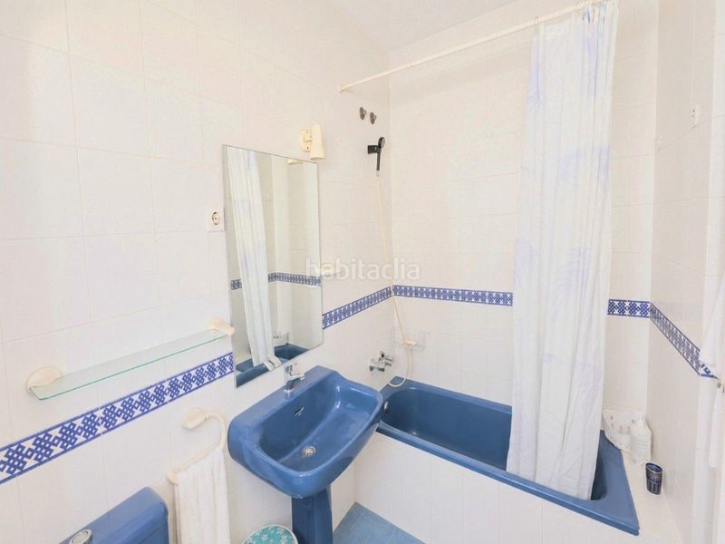 Foto fb173143-b82d-4455-a260-ad0c777de7a7. Casa amb aparcament piscina a Los Boliches Fuengirola