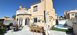 Reihenhaus in San Miguel de Salinas