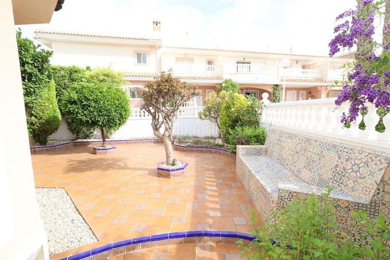 Foto 54899fec-228f-4a32-af97-22e9dd0555a4. Casa adossada amb aparcament a Benijófar