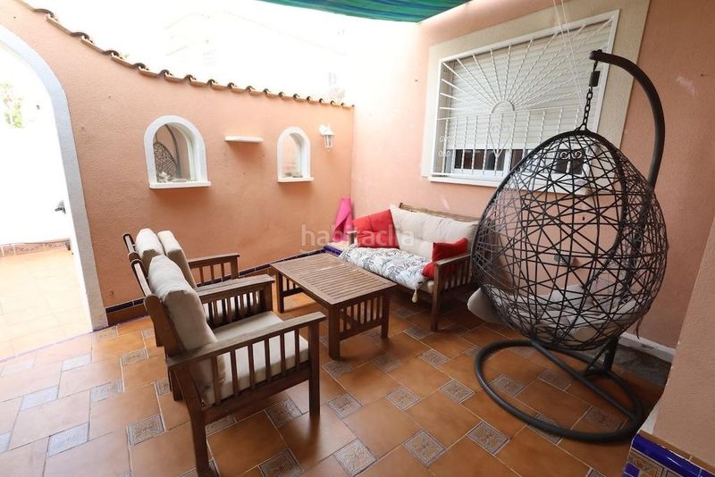 Foto e580d0c2-fa39-44c0-aeaa-6626deae0645. Casa adossada amb aparcament a Benijófar