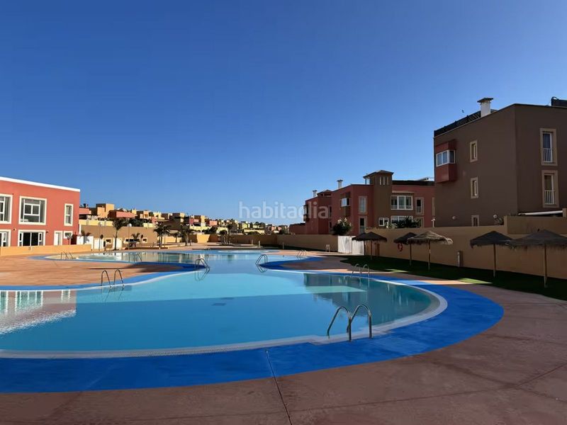Foto a625e866-7a00-420a-9494-16f452556396. Casa en Corralejo Oliva (La)