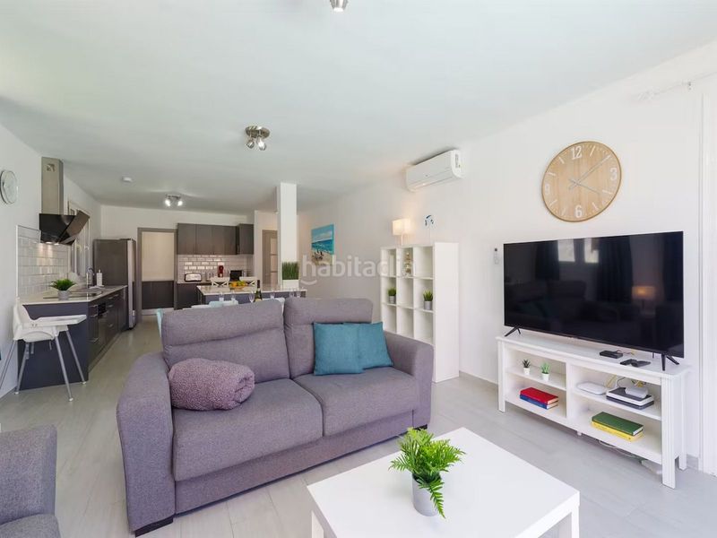 Foto ee7bf3cb-44e0-40c1-970d-6ff89e0349bd. Casa en Corralejo Oliva (La)
