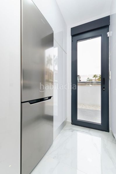 Foto 9fa477f6-6731-4859-9912-254a8b8734e0. Casa amb piscina a Zona Carrefour - Urbanizaciones Torrevieja