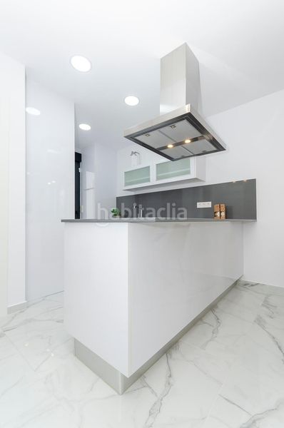 Foto e20b9ddd-e295-45d7-88f0-7a584910b6bb. Casa amb piscina a Zona Carrefour - Urbanizaciones Torrevieja