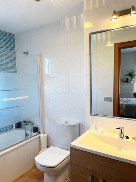 Foto 4c1fd29e-f608-49e1-8064-bda84eb0a400. Apartament amb piscina a Centro Alcázares (Los)