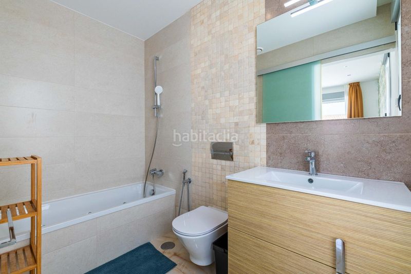 Foto 582b26d4-a86d-48b6-83a4-c5b27e16da90. Casa amb piscina a Rojales