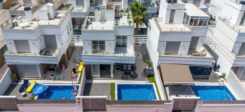 Foto 793d2c3e-8953-4aef-badf-af5c820c1be0. Casa amb piscina a Rojales