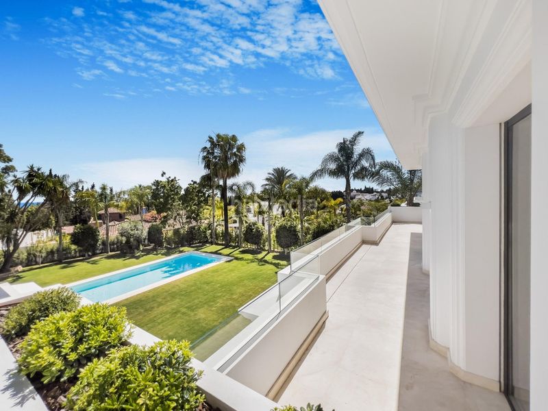 Foto 31c59f2e-e89c-4d89-a05e-2d018e4f2a31. Casa en lomas de Marbella club Marbella