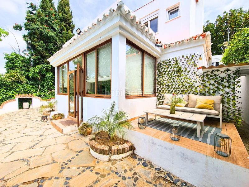 Foto bec26e2d-58af-4adb-9469-cb2edf52ec80. Casa amb aparcament a La Duquesa Manilva