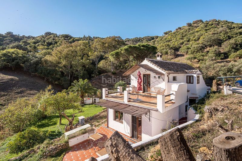 Foto 63c6d2f7-963d-49ba-ae0e-4464137d7325. Casa amb aparcament a Casares pueblo Casares