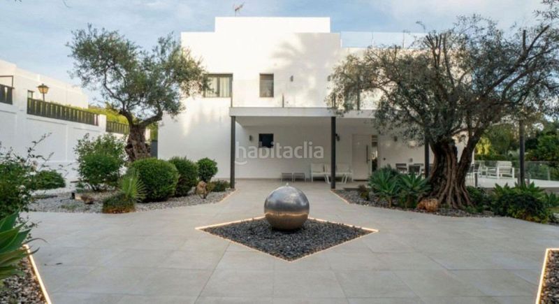Foto ebf8c78e-b318-44c5-9cfc-c9dd52807b20. Casa a Las Brisas Marbella