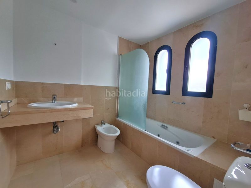 Foto 9ce5cb88-b861-4dbd-a0b2-c7887ab322ed. Casa adossada a Manilva pueblo Manilva