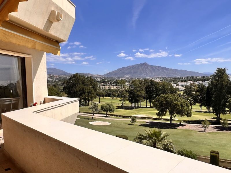 Foto 5389dbbe-9578-4367-9aa8-e5c9d70e81e5. Casa amb aparcament a Zona Calvario Estepona