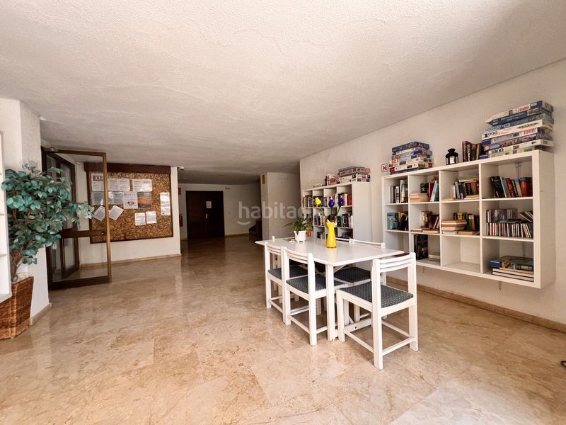 Foto 9c585999-d7a1-4d9f-844a-8b1216b1d1a0. Casa amb aparcament a Zona Calvario Estepona