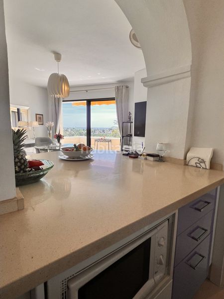 Foto bef4718e-e628-43e4-aa38-e4844222f773. Casa amb aparcament a Zona Calvario Estepona