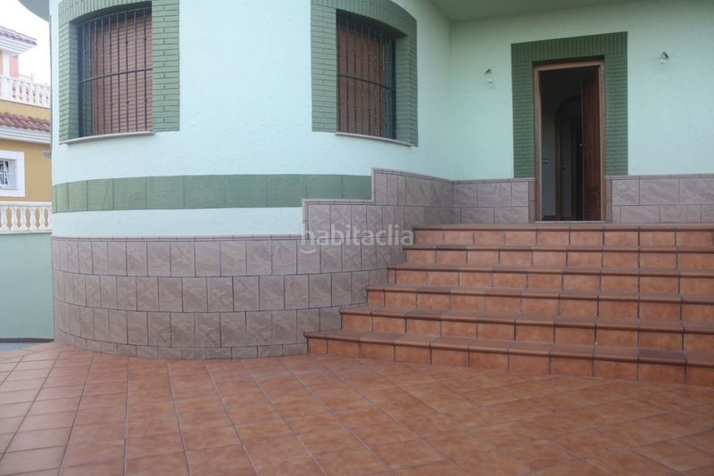 Foto 595ba4ad-8dce-4614-b0ba-9bc2e8b5d136. Casa amb piscina a Los Balcones-Los Altos Torrevieja