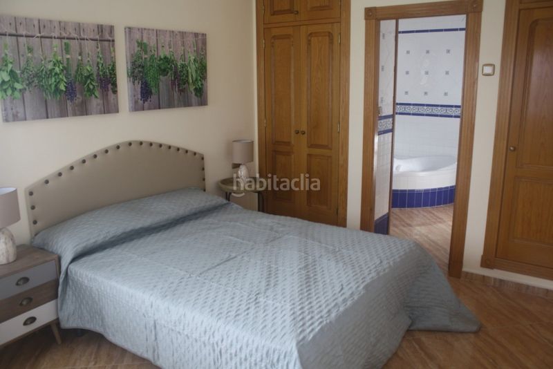 Foto aa439211-fb95-42d3-a84f-51baeb811199. Casa amb piscina a Los Balcones-Los Altos Torrevieja