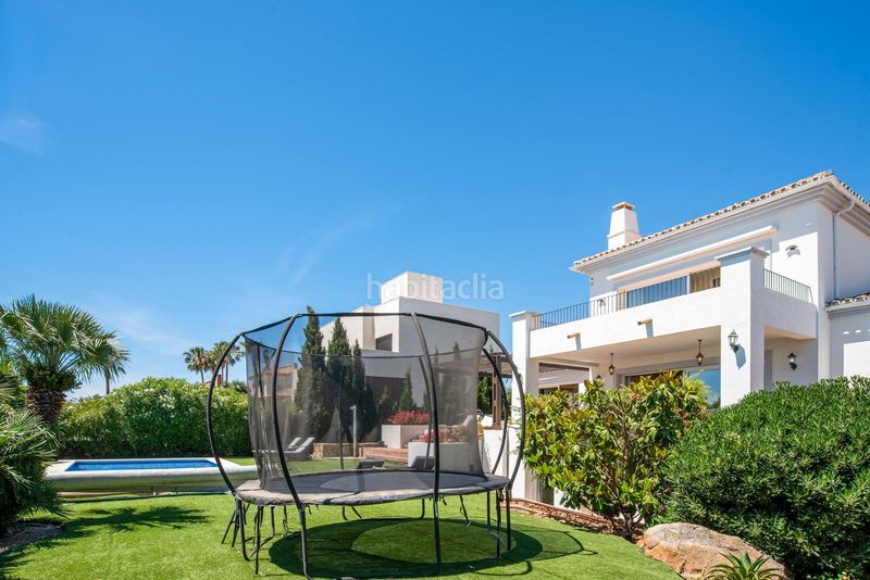 Foto 52cd38cc-3295-4312-9a16-aaf8a4f8847b. Casa amb piscina a Manilva pueblo Manilva
