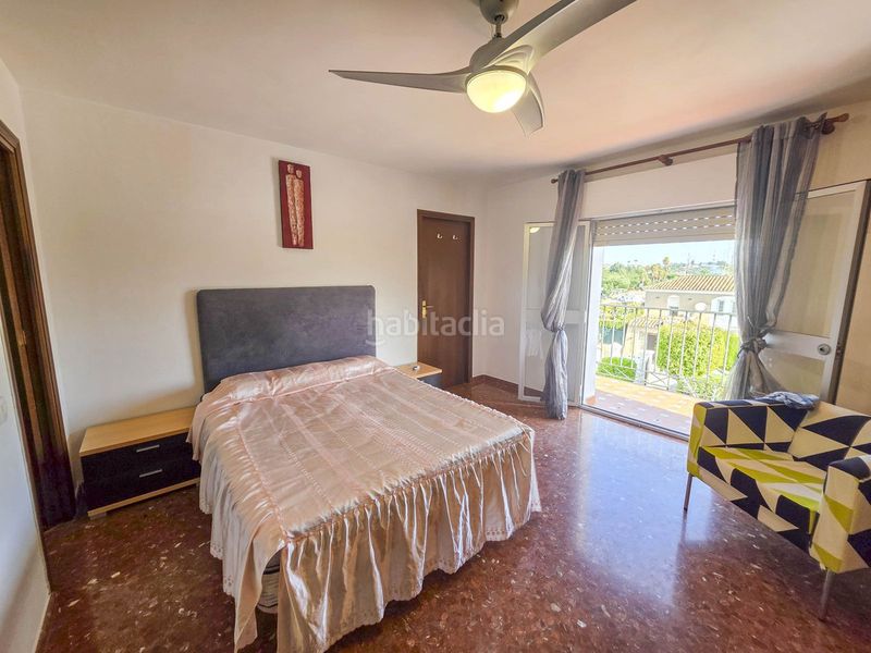 Foto 0b7e7a04-e018-489e-b630-d15eed08604d. Casa amb aparcament a Centro Estepona