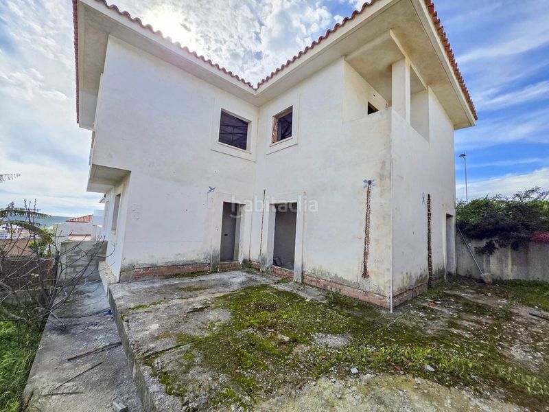 Foto 0791ede0-d7f1-408f-b902-a0b3b43b7981. Casa amb aparcament a La Duquesa Manilva