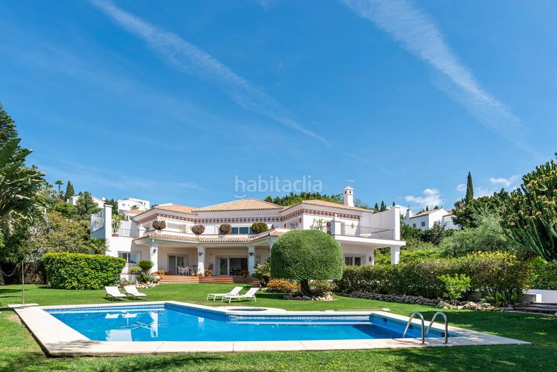 Foto 89ea5320-e741-4922-8a7d-5d90ca9491aa. Casa amb piscina a El Paraíso Benahavís