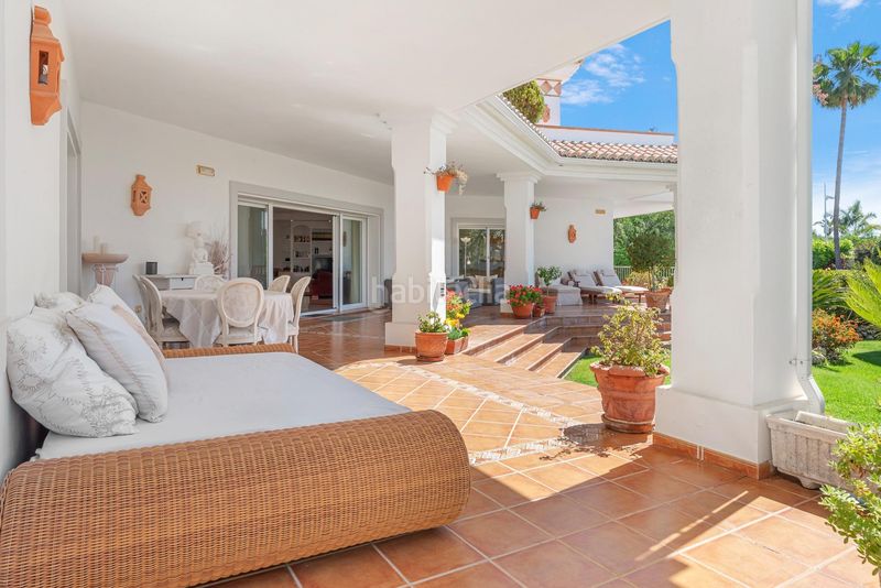 Foto a6c3d488-c826-4664-8a67-3a56feb2f87d. Casa amb piscina a El Paraíso Benahavís