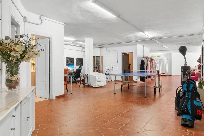 Foto caf46994-432d-4e25-9016-f38f60ab83ce. Casa amb piscina a El Paraíso Benahavís