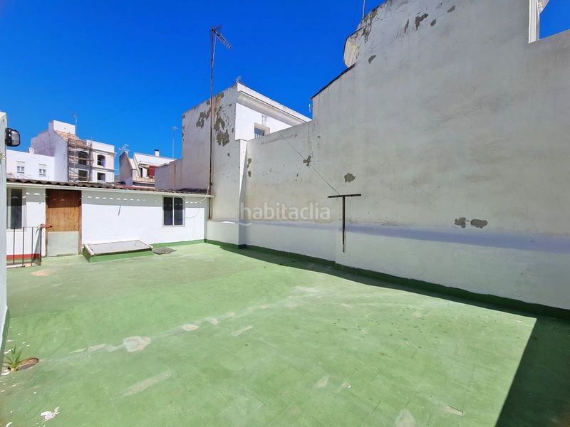 Foto eed239e1-0296-4214-bdb1-ea390622f195. Casa adossada a Centro Estepona