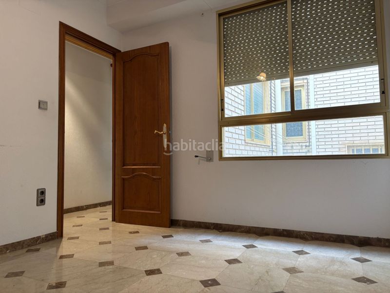 Foto cb343dfa-1e72-462f-a521-5d17825e5ced. Pis a Novelda
