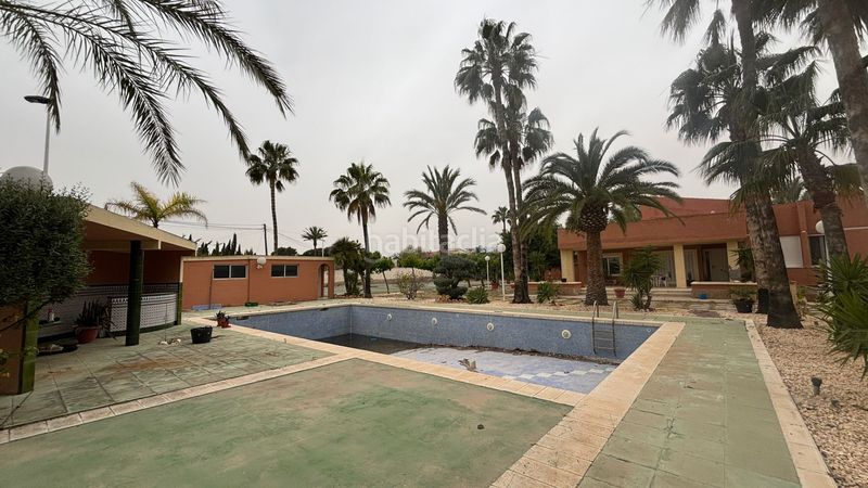 Foto f41ffbbf-f9e2-40a5-b3ac-08628257757a. Xalet amb aparcament piscina a La Algoda - Matola - Llano de San José Elche / Elx