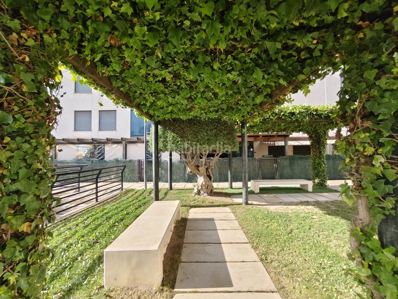 Foto fabdbb69-3541-46a8-9122-dfba595d52b9. Pis amb aparcament piscina a Norte Santa Pola