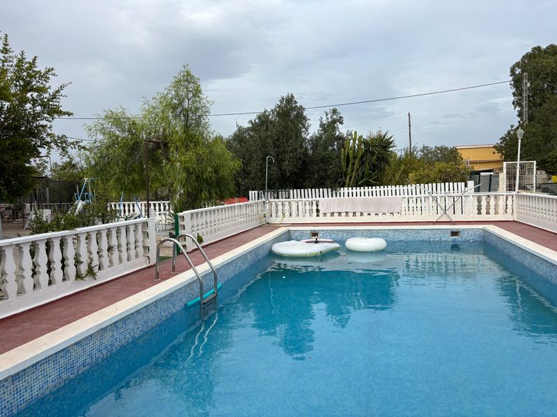 Foto e51adbc0-2ce3-48c2-913e-fa7498826c97. Xalet amb aparcament piscina a Perleta - Maitino Elche / Elx