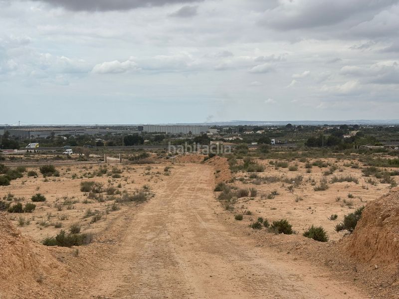 Foto c2735535-4bbb-4d97-aa52-218a8538f2fe. Finca rústica a Jubalcoi Elche / Elx