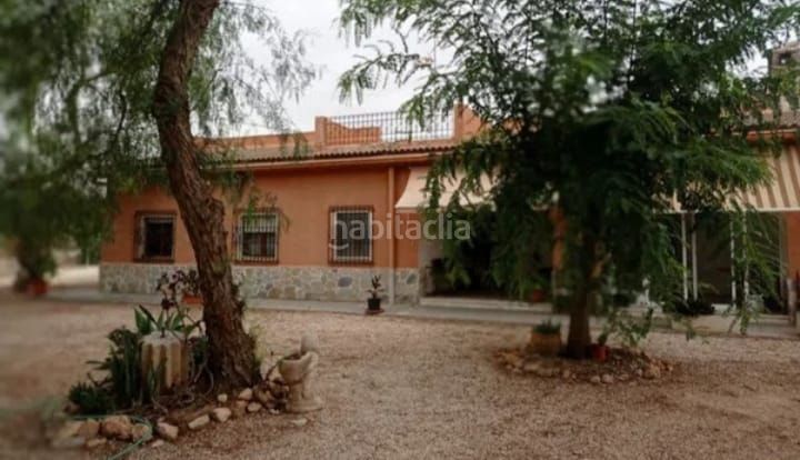 Foto 1b076a1b-580d-4488-a3a4-7d8a164c5cd1. Xalet amb aparcament a Jubalcoi Elche / Elx